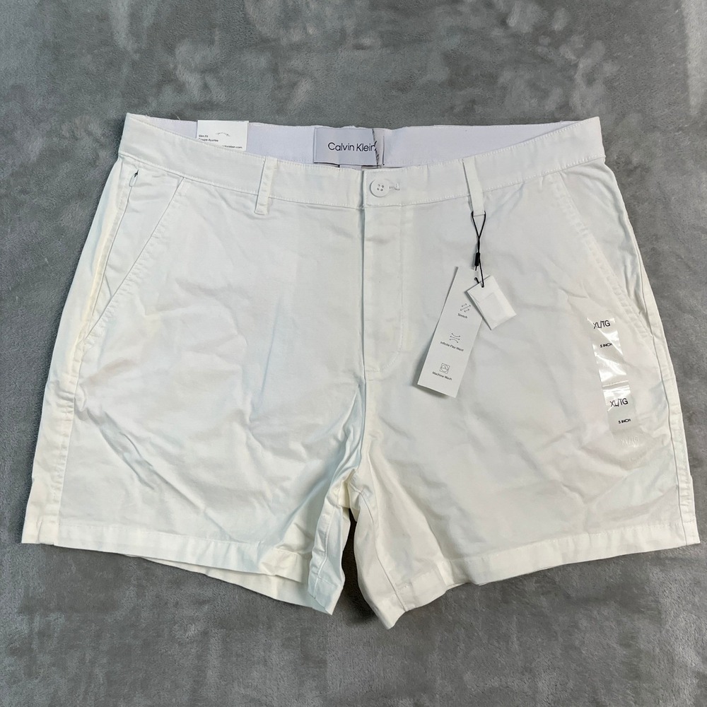 NWT Calvin Klein Slim Fit Infinite Flex Waist Shorts White Mens XL 5" Inseam